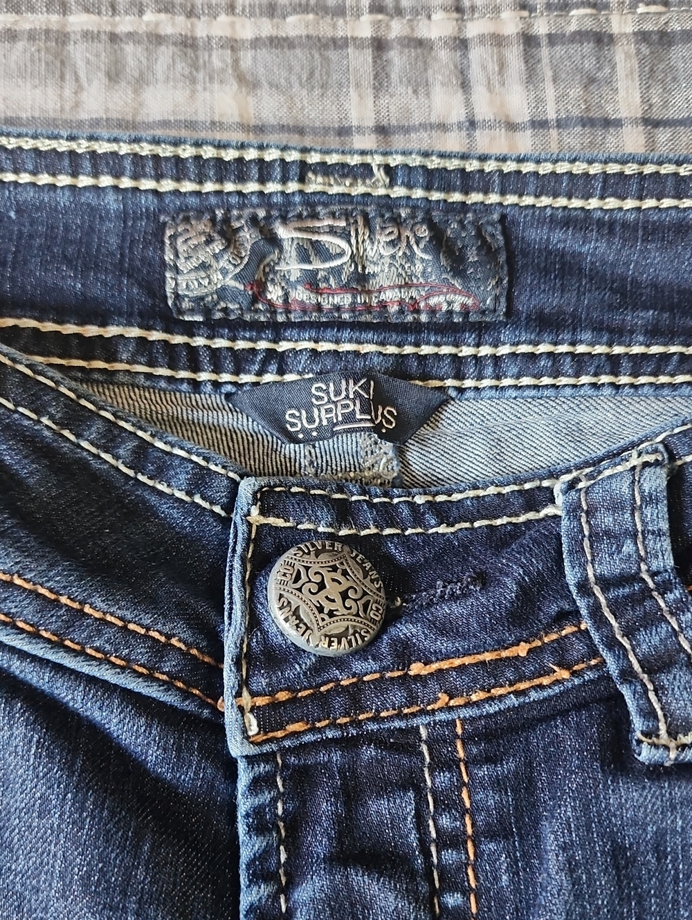 Silver Suki Jeans Dark Blue Bootcut Jeans with Embroidered Back Pockets - Picture 8 of 8